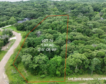 132 Oakmont Dr, Mabank