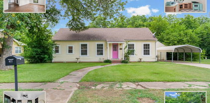 411 N 3rd St, Wills Point