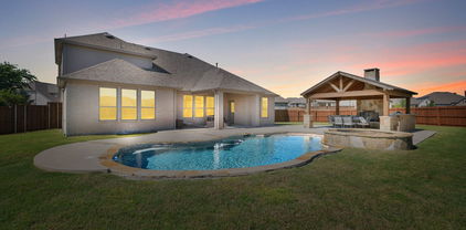 2044 Longbridge Rd, Forney