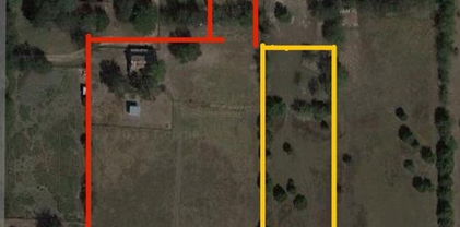 818 E Bear Creek Rd, Glenn Heights