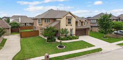 1005 Middleton St, Forney