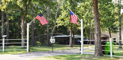 2510 Vz County Road 2403, Canton