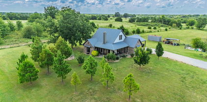 2099 Fm 1566 W, Celeste