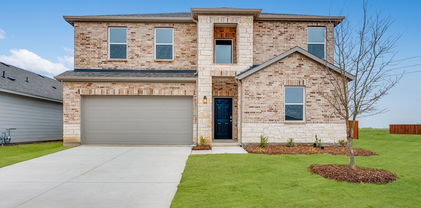1117 Salado St, Crandall