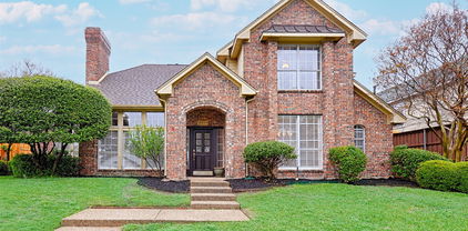 2215 Burgundy Dr, Carrollton
