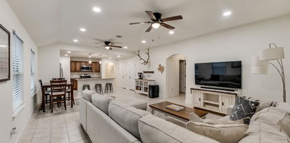 2282 Torch Lake Dr, Forney