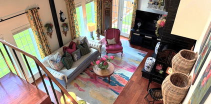 3175 Golden Oak, Farmers Branch