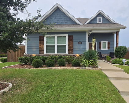 2828 Journey Ln, Forney