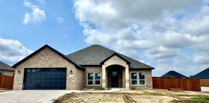727 Cobblestone Cir, Mabank