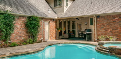 804 Blue Jay Ln, Coppell