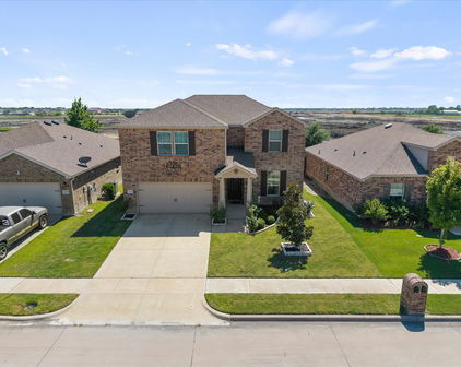 2217 Heaton St, Forney