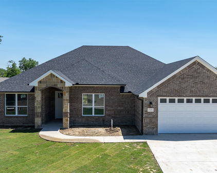 719 Cobblestone Cir, Mabank