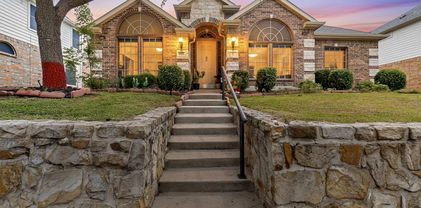 918 Myers Meadow Dr, Garland