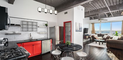 511 N Akard St Unit 1502, Dallas