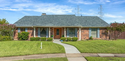 2101 Hunters Rdg, Carrollton