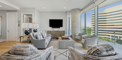 3130 N Harwood St Unit 905, Dallas