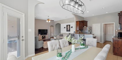 216 Grant Dr, Fate