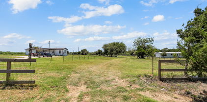 2797 Vz County Road 3417, Wills Point