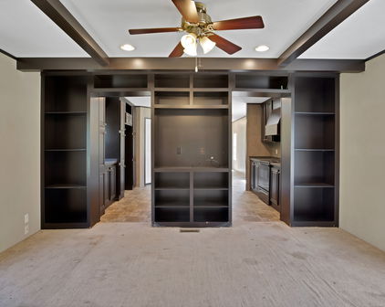 14841 County Road 4060, Scurry