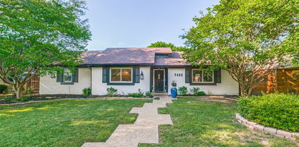7403 Authon Dr, Dallas