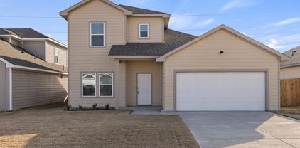 1615 Buchanan Dr, Greenville