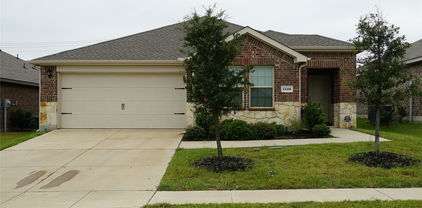 1126 Ringgold Rd, Forney