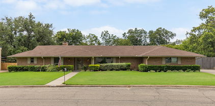 2405 Webb Ave, Greenville