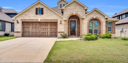 2111 Devonblue Dr, Forney