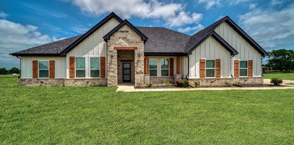 2544 W Fm 1566, Celeste