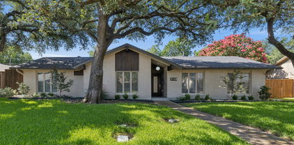 3138 Whirlaway Rd, Dallas