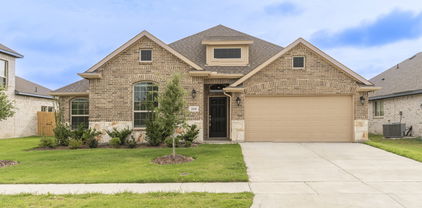 208 Painted Trl, Forney