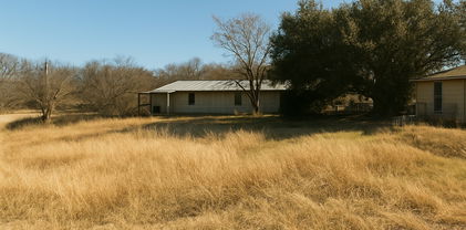 512 Yuma Trl, Quinlan