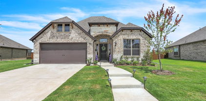 532 Firethorn Dr, Royse City