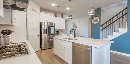 625 Ardsley Ln, Forney
