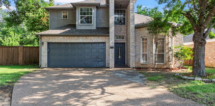 4102 Crest Ridge Dr, Irving