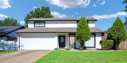 2707 Colonial Dr, Carrollton