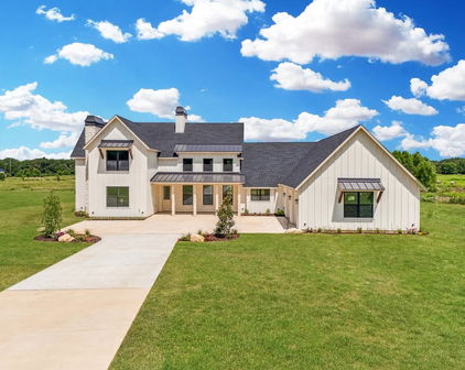 554 Vz County Road 2147, Wills Point