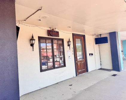 235 N 4th St, Wills Point