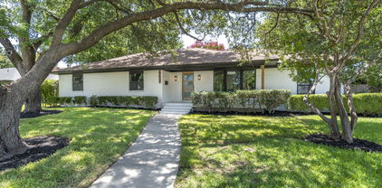 517 Brookshire Ln, Richardson
