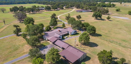2943 Co Rd 3208th Rd, Wills Point