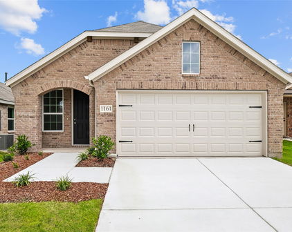 1161 Baker Bridge Dr, Forney