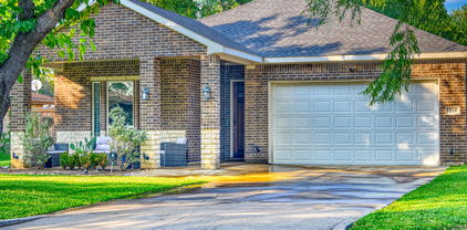 218 Town North Dr, Terrell