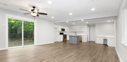 14590 Coffee Ln, Scurry