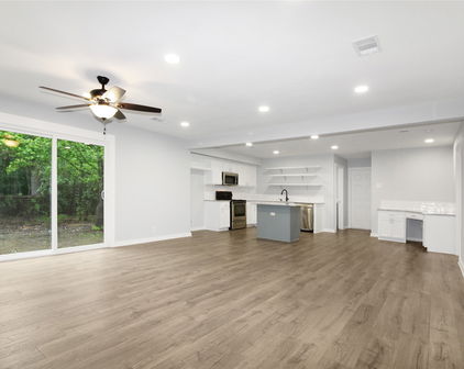 14590 Coffee Ln, Scurry