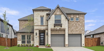 1912 Huron Dr, Forney