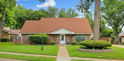1413 Drexel Dr, Irving