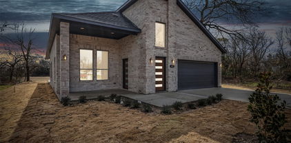 417 Hood St, Terrell