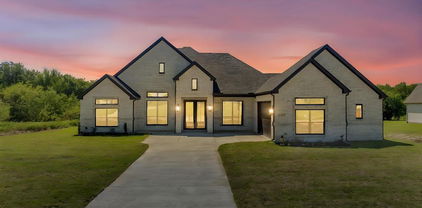 4217 Southern Oaks Dr, Royse City