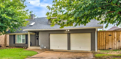 118 W Phillips Ct, Grand Prairie