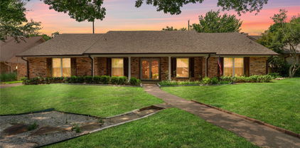 1317 Broadmoor Ln, Irving